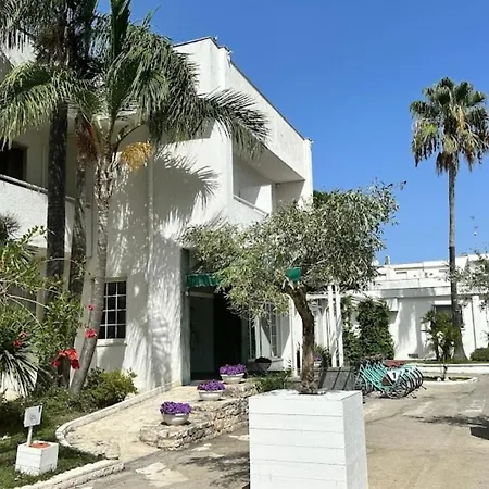 Casa Bianca Riva Del Sole Daire Giovinazzo